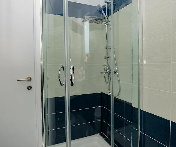 Apartment House Solemare *